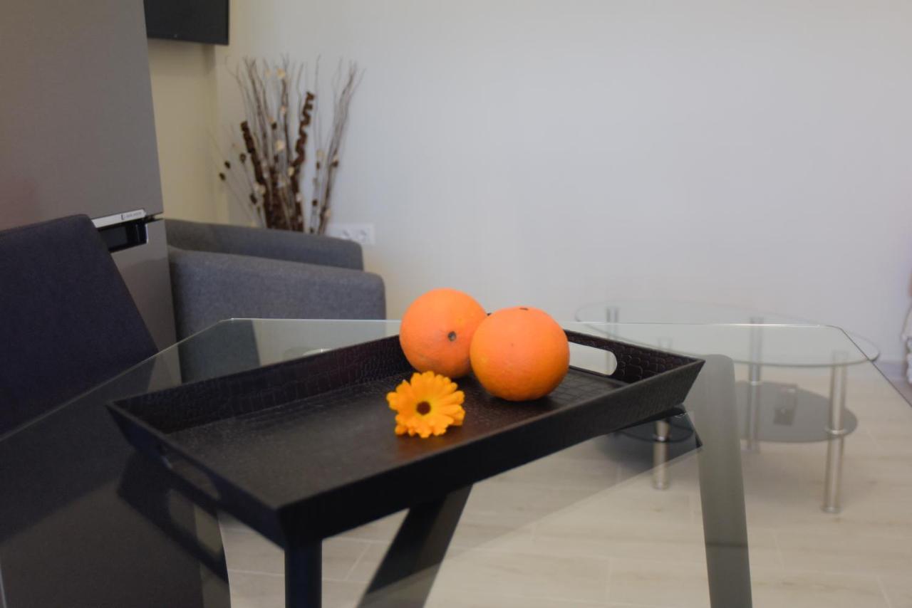 Mistral Apartments Kariótai Eksteriør bilde